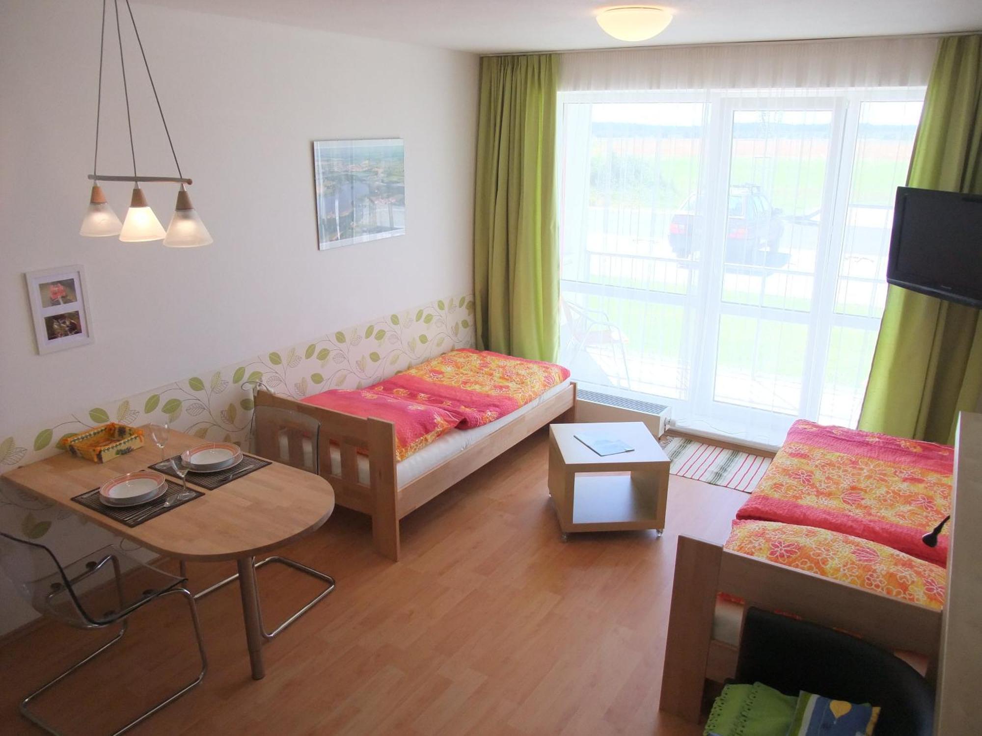Апартаменти Apartman U Aurory Тршебонь Екстер'єр фото